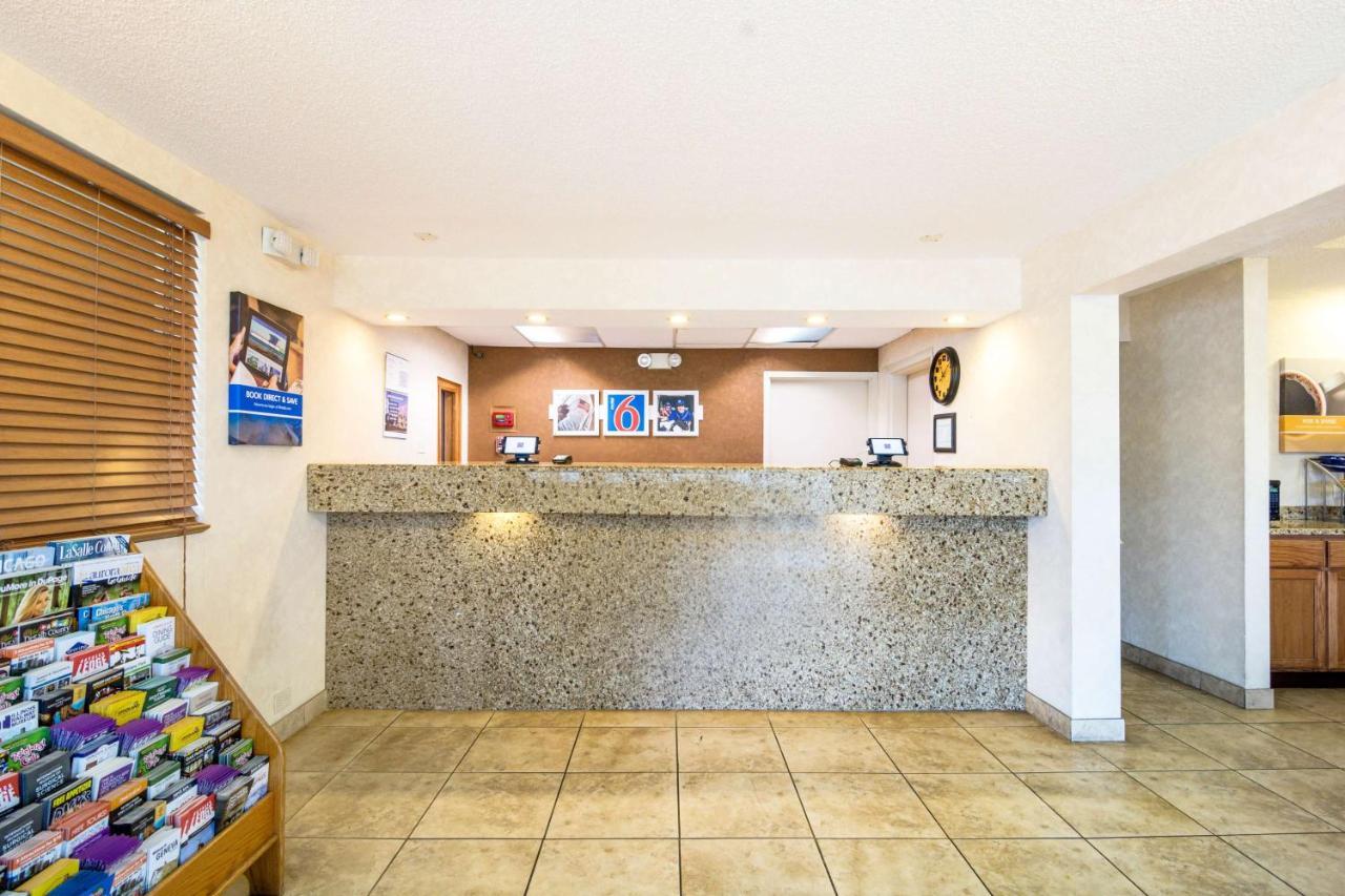Motel 6-Alsip, Il Esterno foto